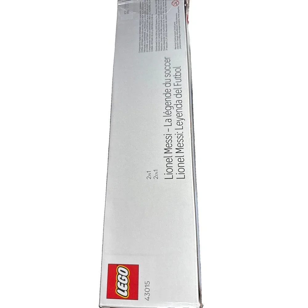 LEGO Editions Lionel Messi - Soccer Legend 43015 World Cup Argentina